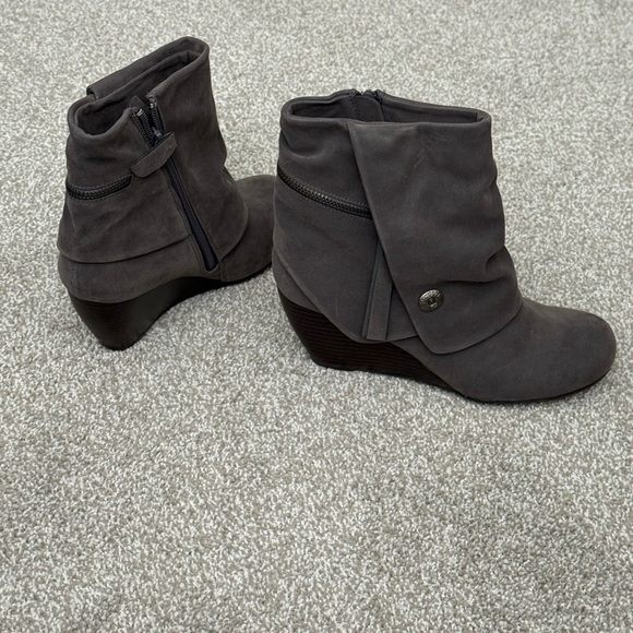 Blowfish Shoes - NWT Blowfish Brownish Gray Ankle Booties